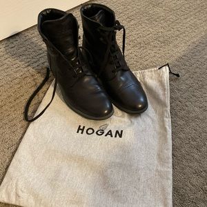 Hogan black leather lace up boots